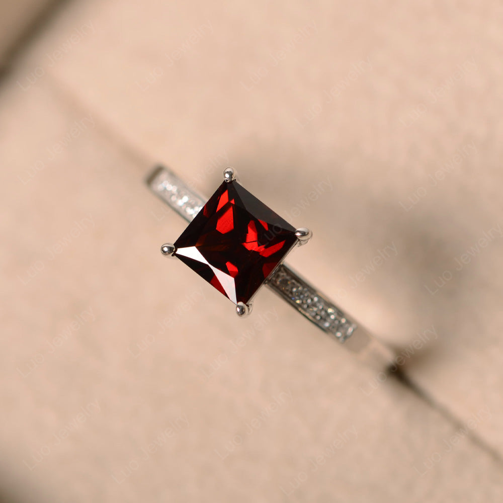 Simple Princess Cut Garnet Wedding Ring - LUO Jewelry