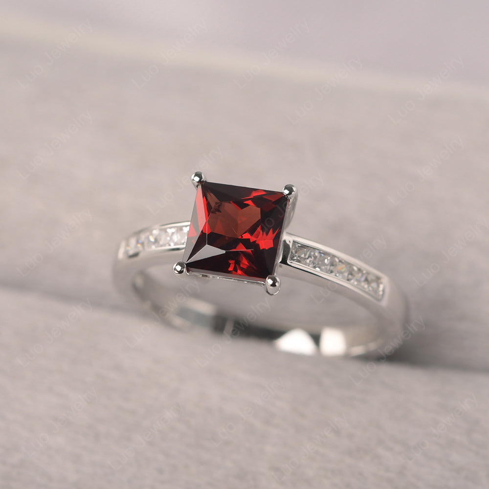 Garnet Wedding Rings Princess Cut Rose Gold - LUO Jewelry