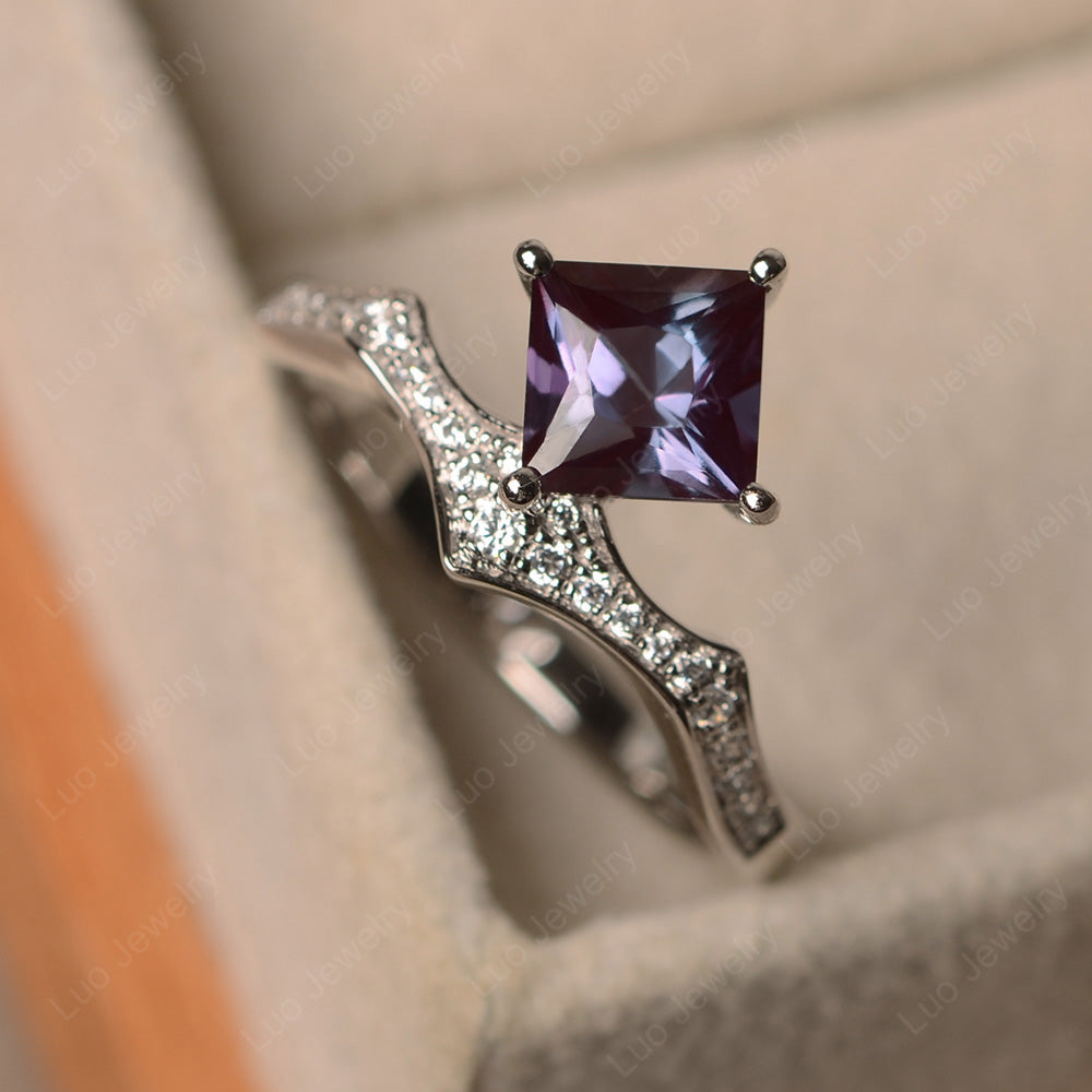 Vintage Kite Set Princess Cut Alexandrite Ring - LUO Jewelry