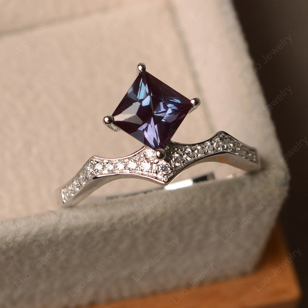 Vintage Kite Set Princess Cut Alexandrite Ring - LUO Jewelry