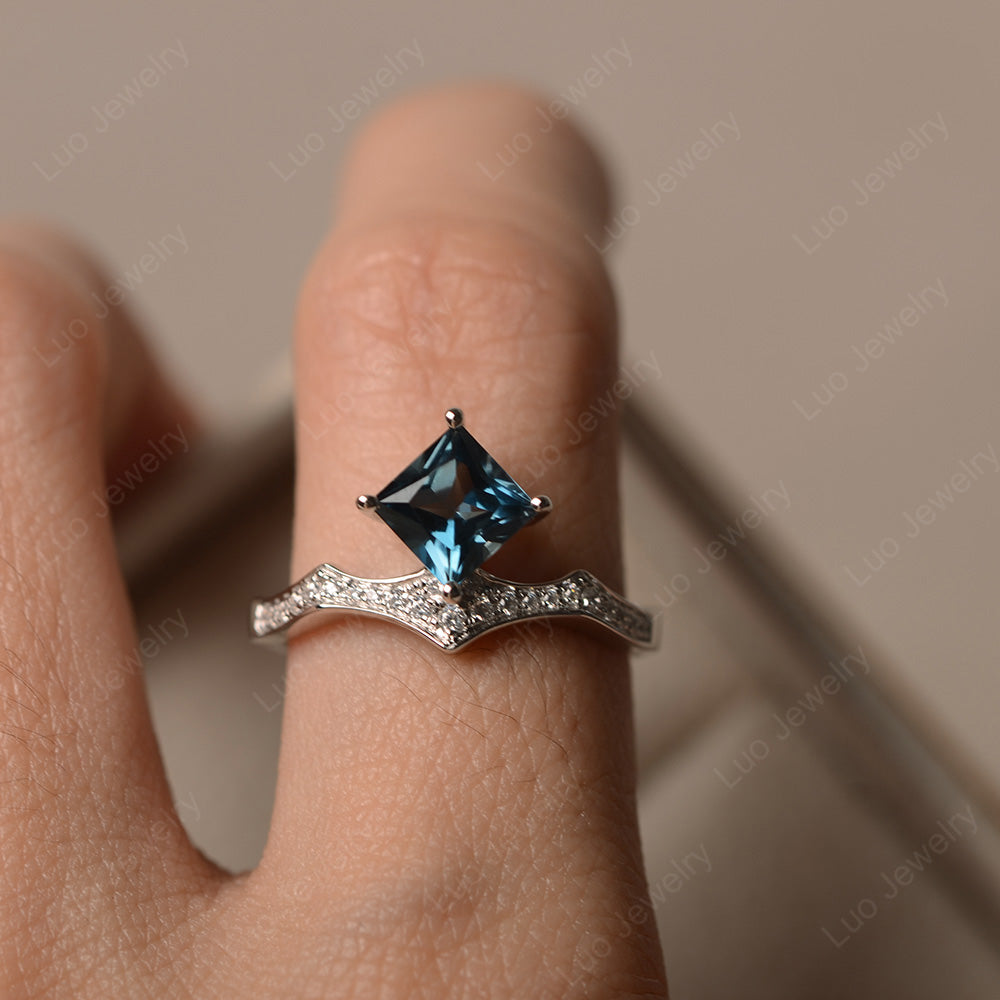Vintage Kite Set Princess Cut London Blue Topaz Ring - LUO Jewelry