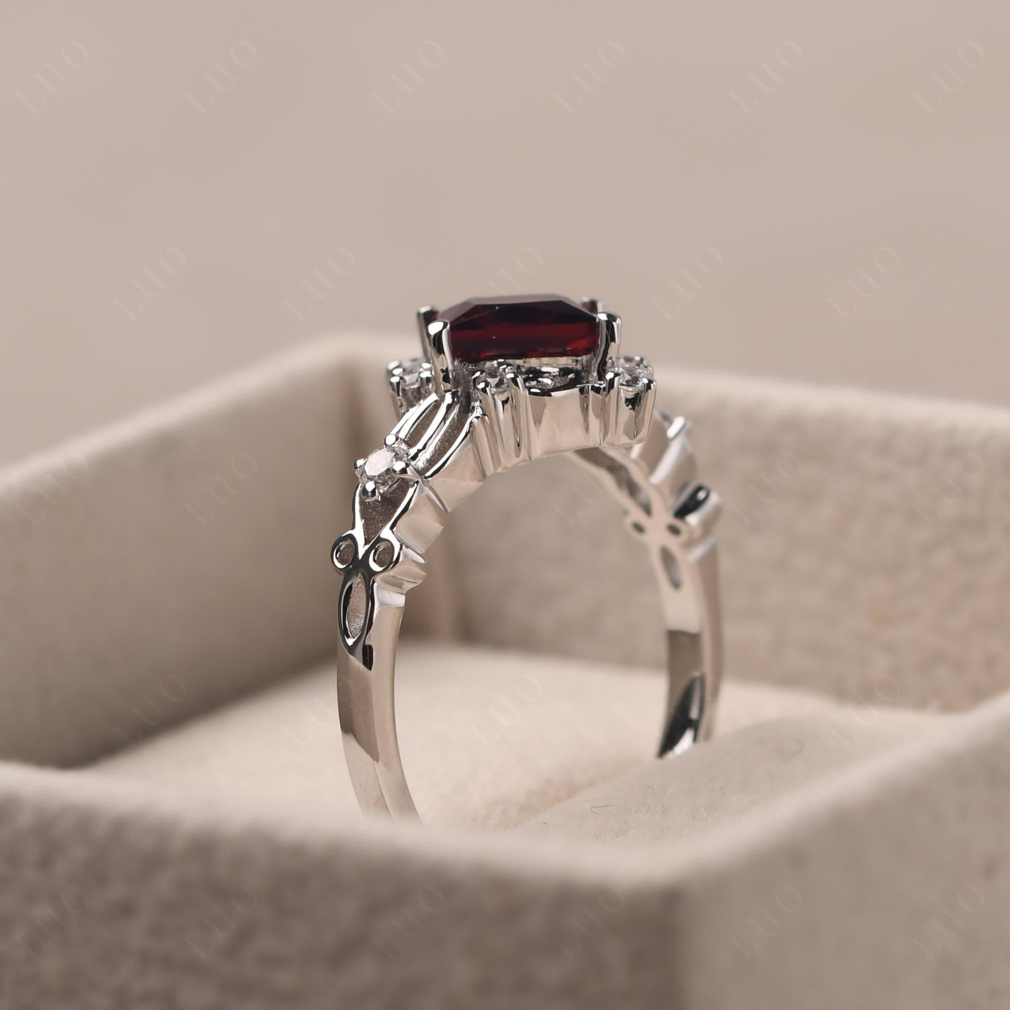 Princess Cut Art Deco Garnet Ring - LUO Jewelry
