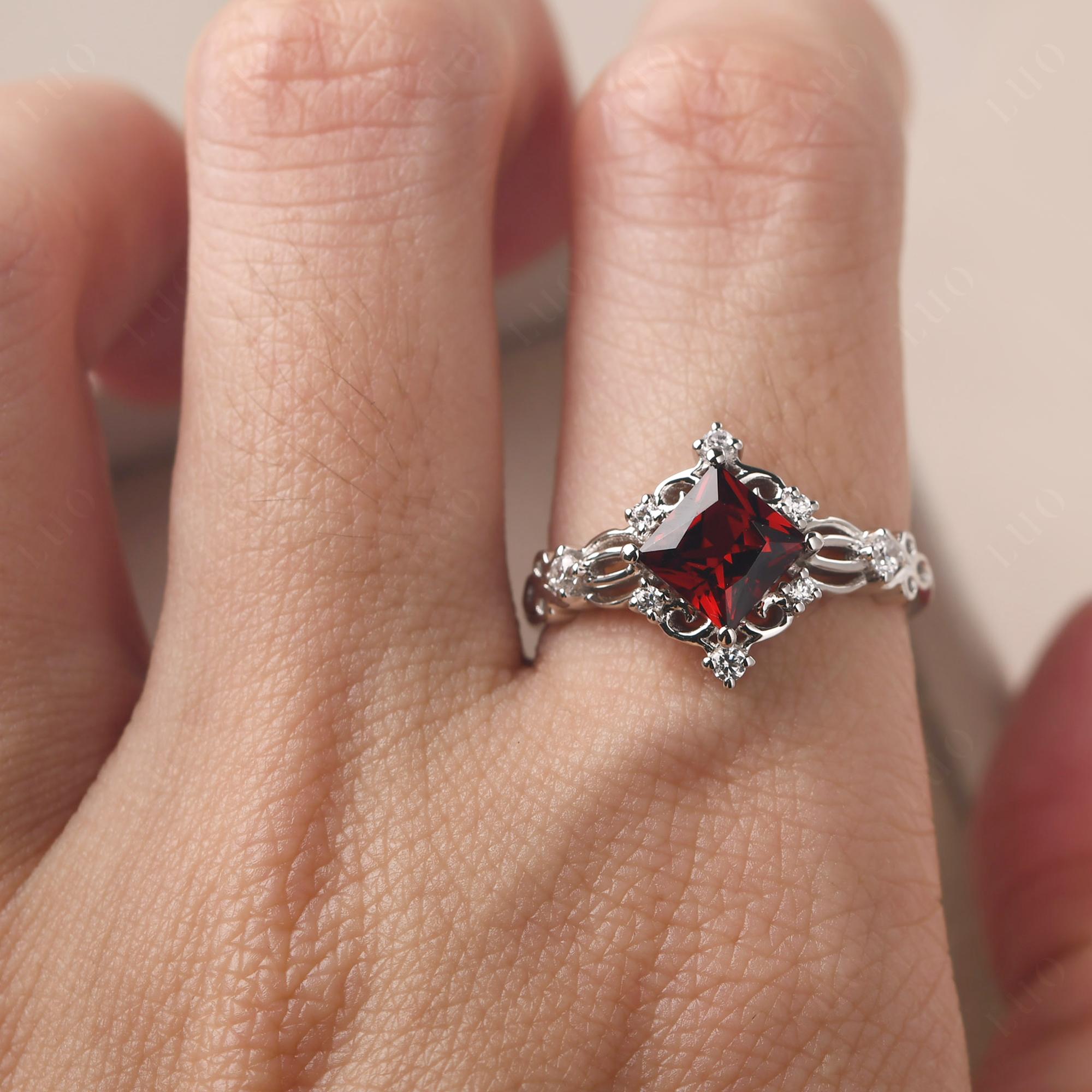 Princess Cut Art Deco Garnet Ring - LUO Jewelry