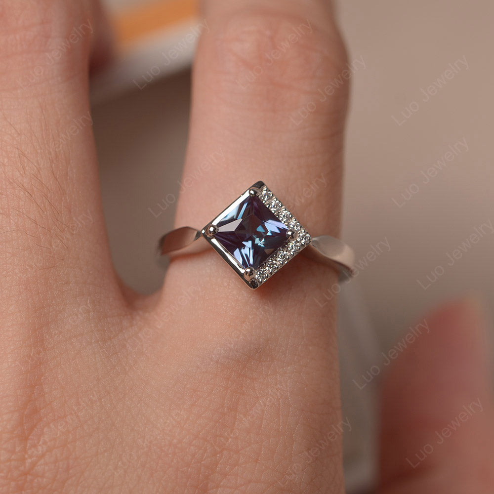 Alexandrite Kite Set Half Halo Ring