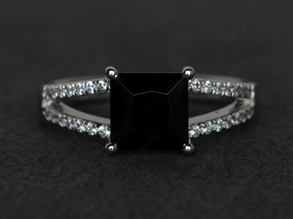 Princess Cut Black Stone Split Shank Wedding Ring - LUO Jewelry