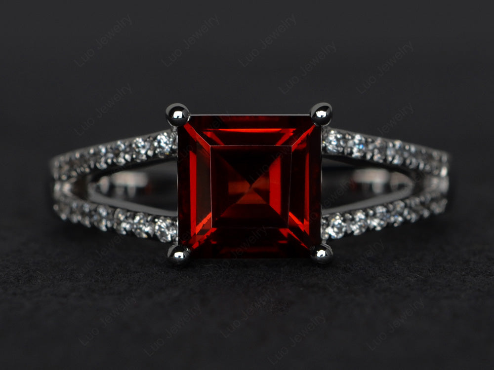 Square Cut Garnet Split Shank Wedding Ring - LUO Jewelry