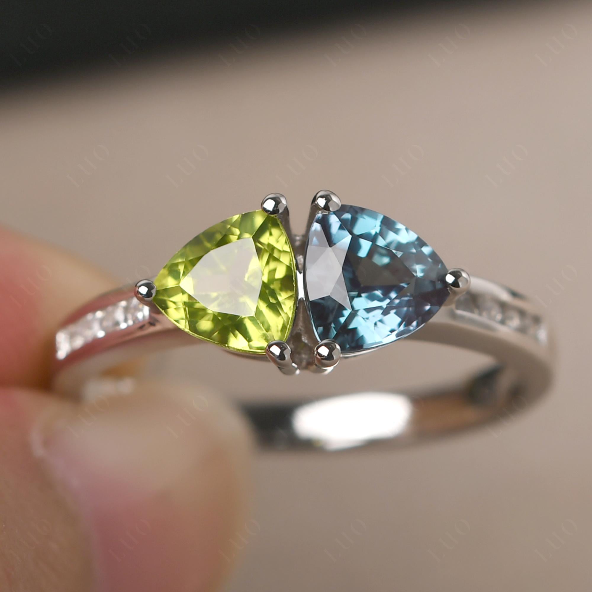 Trillion Cut Two Stone Lab Alexandrite and Peridot Ring - LUO Jewelry