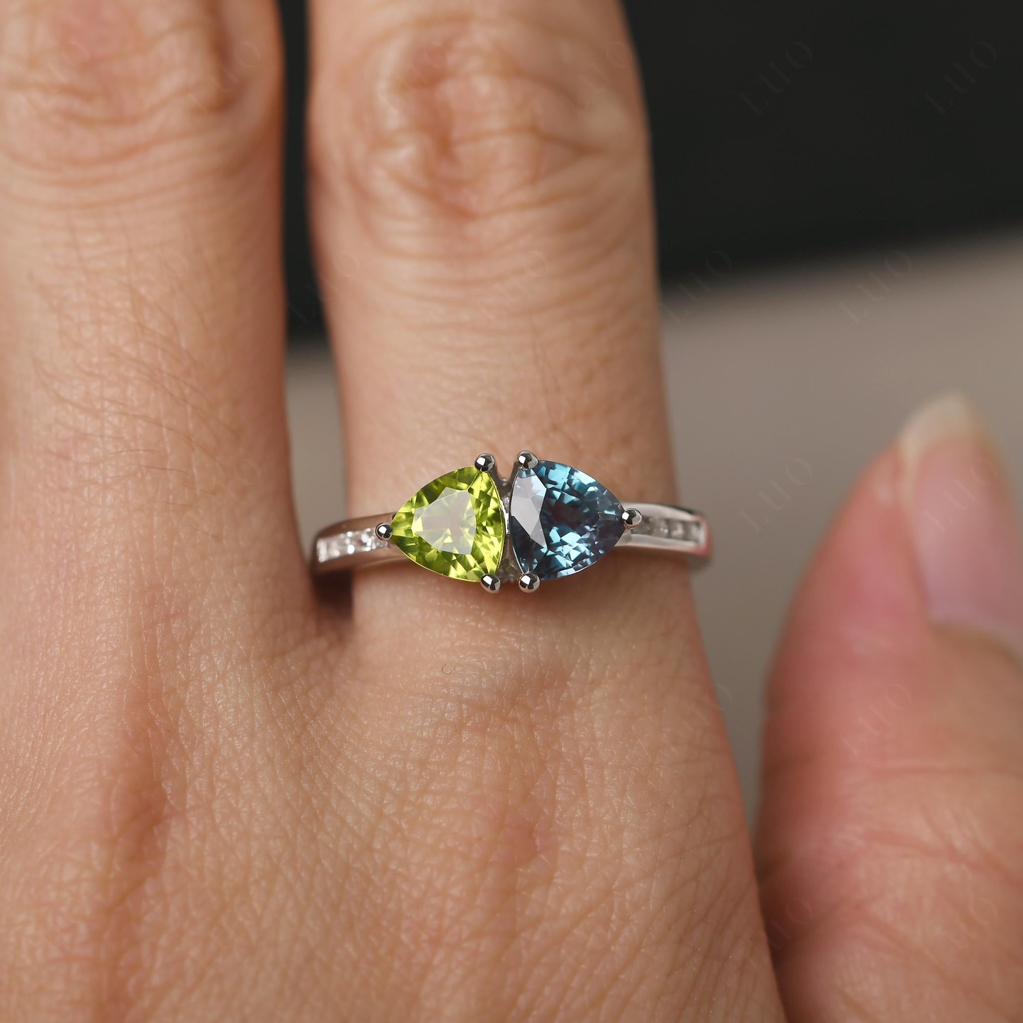Trillion Cut Two Stone Lab Alexandrite and Peridot Ring - LUO Jewelry