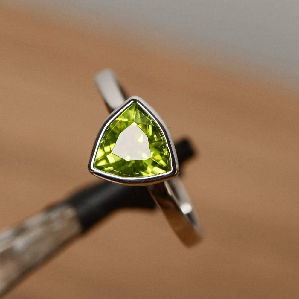 Solitaire Peridot Ring Trillion Cut Gold - LUO Jewelry