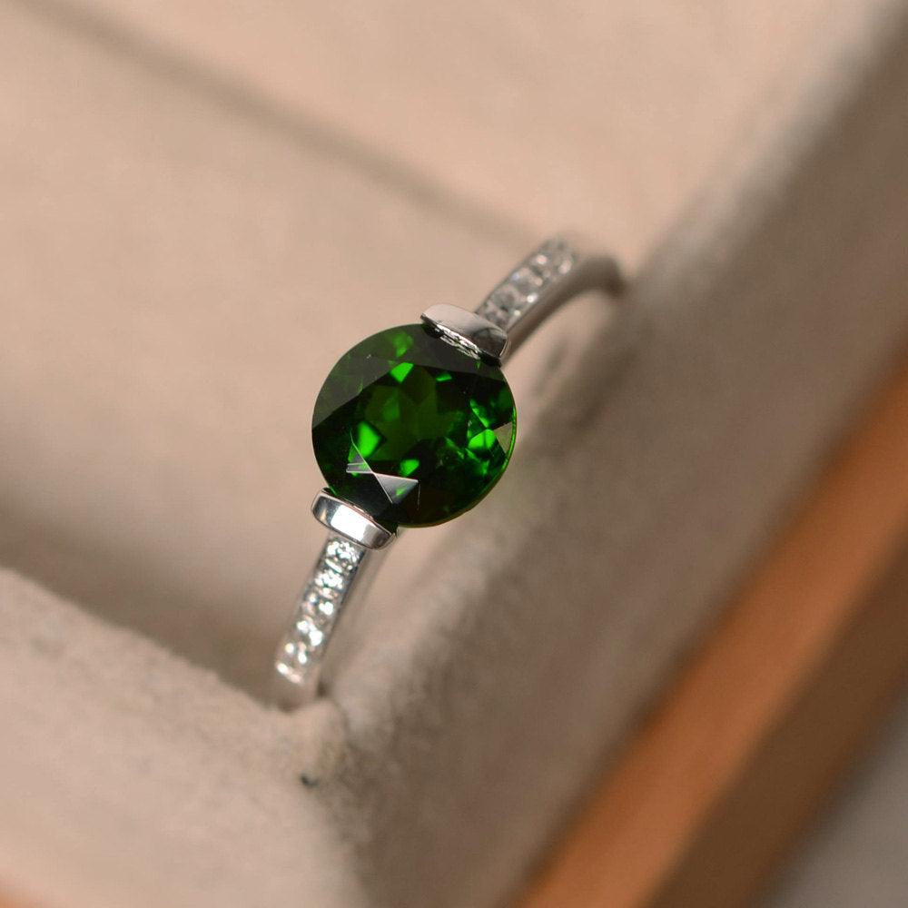 Round Brilliant Cut Diopside Ring White Gold - LUO Jewelry